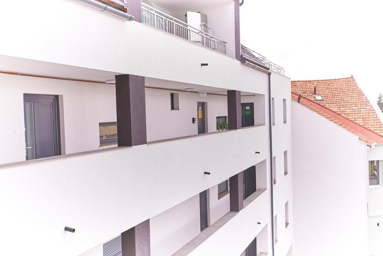 Apartamento Starlight Bronze Szeged- Exclusive Exterior foto